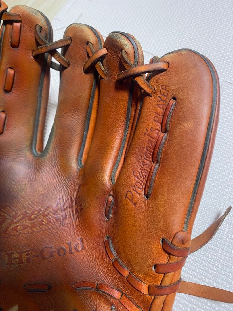 11月30日まで値下げ中　硬式グローブ　ハイゴールド