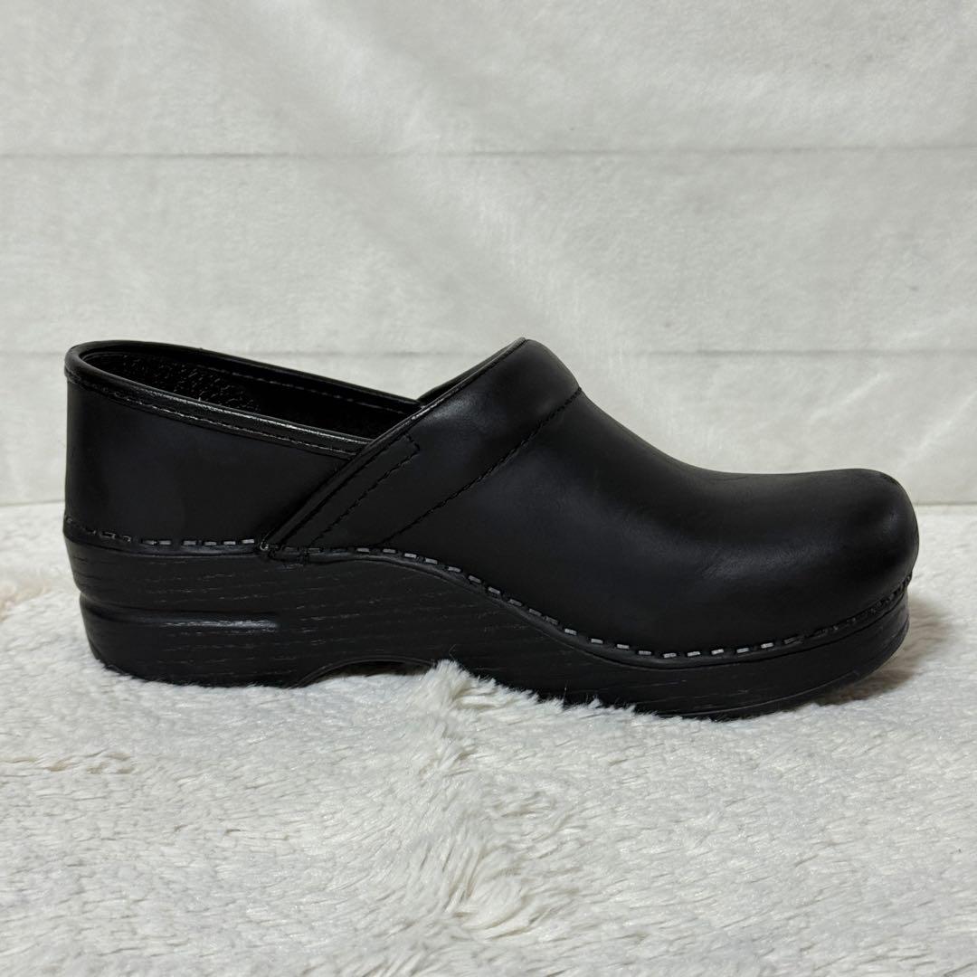 極美品✨DANSKO ダンスコ　プロフェッショナル　オイルドレザー　37 黒