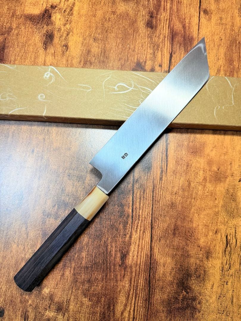 【堺打刃物】切付　銀三鋼 鏡面　包丁　7寸　黒檀八角水牛柄