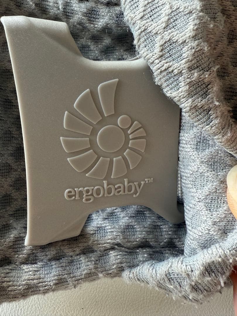 ergobaby ヒップシート グレー