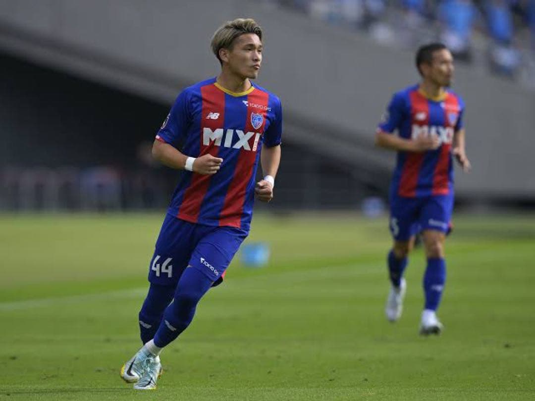 松木玖生　直筆サイン入りスパイク　青森山田　FC東京　U20 主将　証明書付き