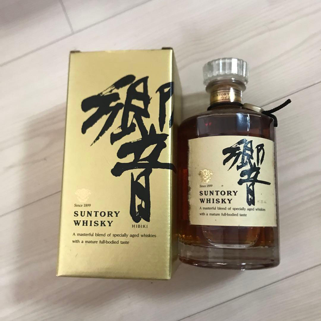 激レア　サントリー 響 17年 700ml