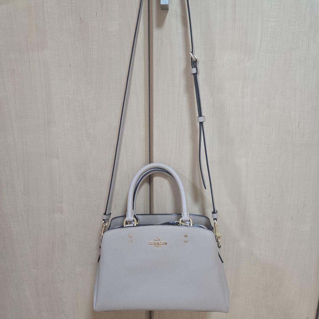 本日のみお値下げ！COACH　ショルダーバッグ　ベージュ