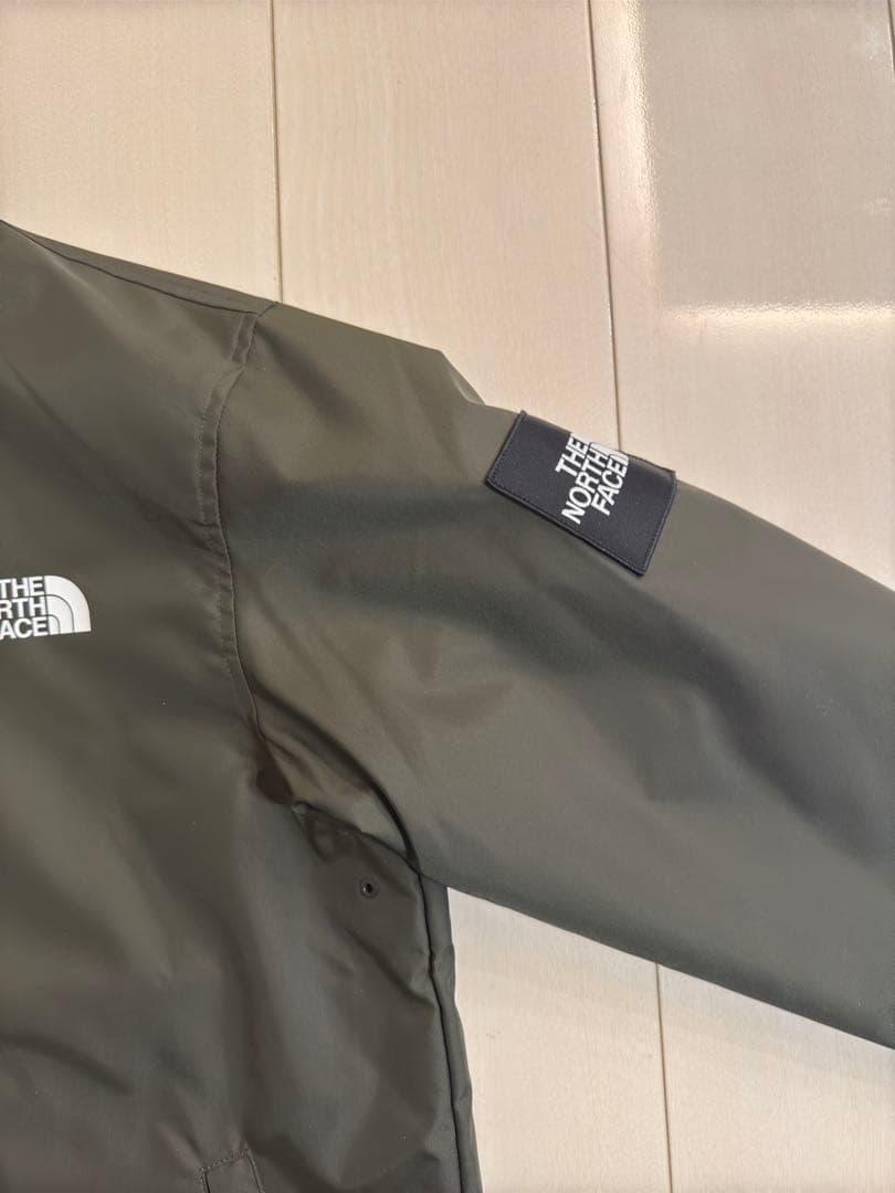 THE NORTH FACE ナイロンコーチジャケットNP72130