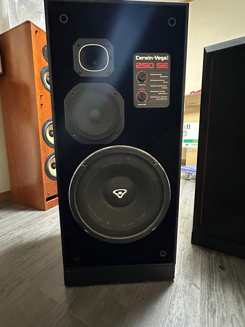 CERWIN-VEGA! 250SE スピーカー