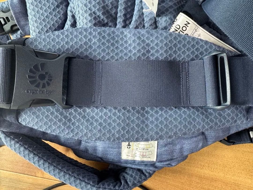 M*e様 ergobaby OMNI breeze 抱っこひも
