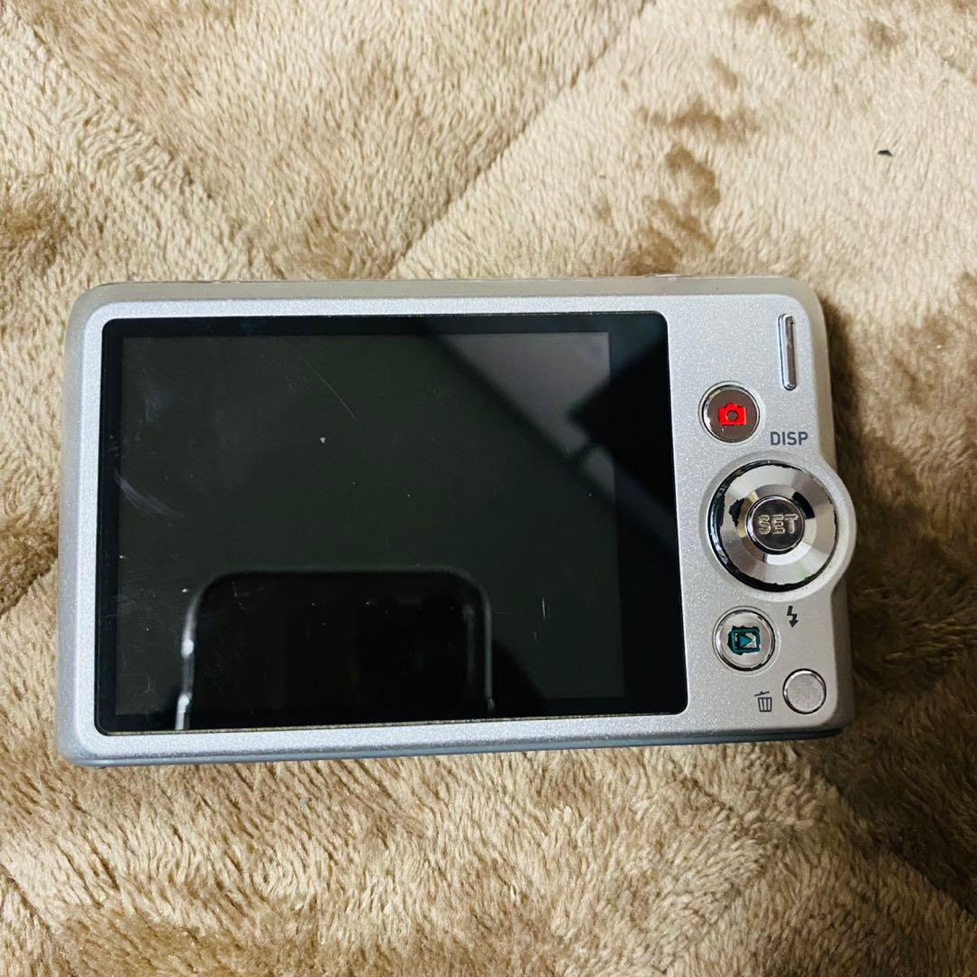 CASIO EXILIM EX-ZS210 シルバー　デジタルカメラ