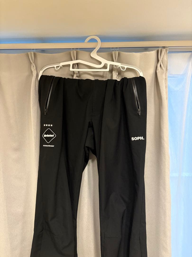 Bristol ナイロンセットアップ