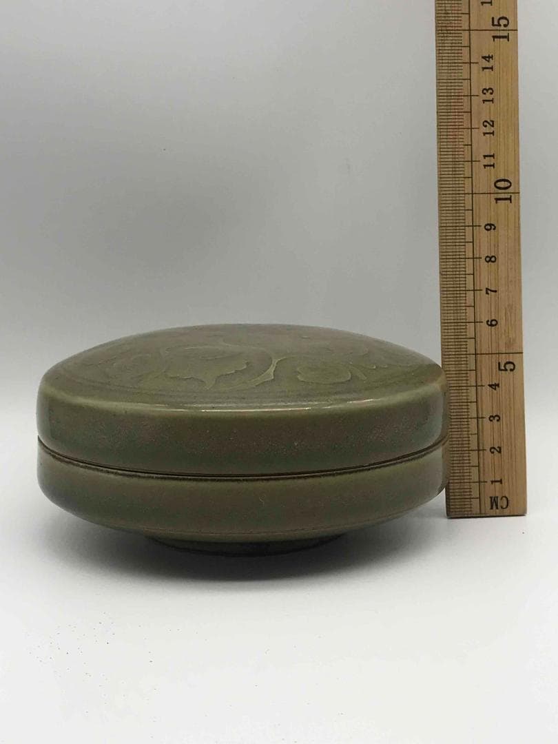 北宋～金時代　青磁貼花唐草紋合子　文房香合　耀州窯　朱泥入れ古文房具(A-45)