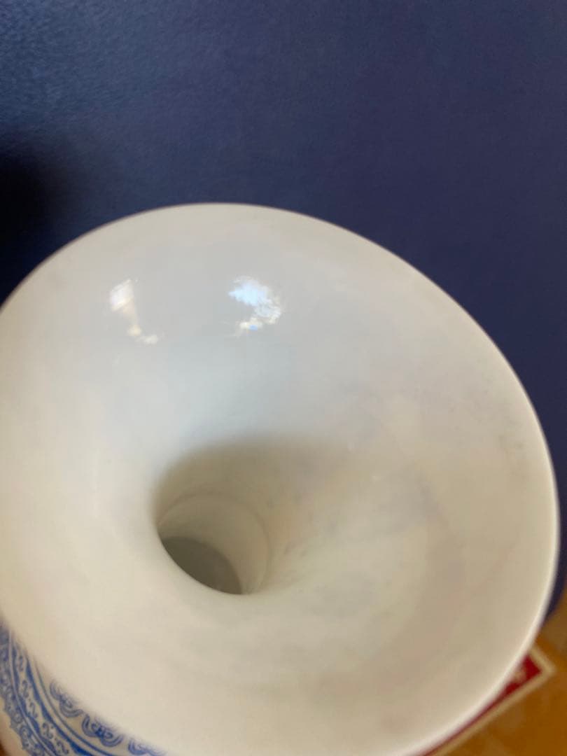 レトロ　中国景徳鎮　山水　壺　磁器　工芸品　美術品　インテリア　置物