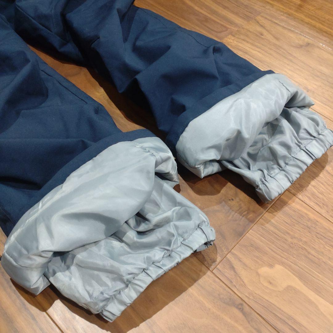 スキーウェアセット150センチ　ブーツ・手袋・ニット帽付き