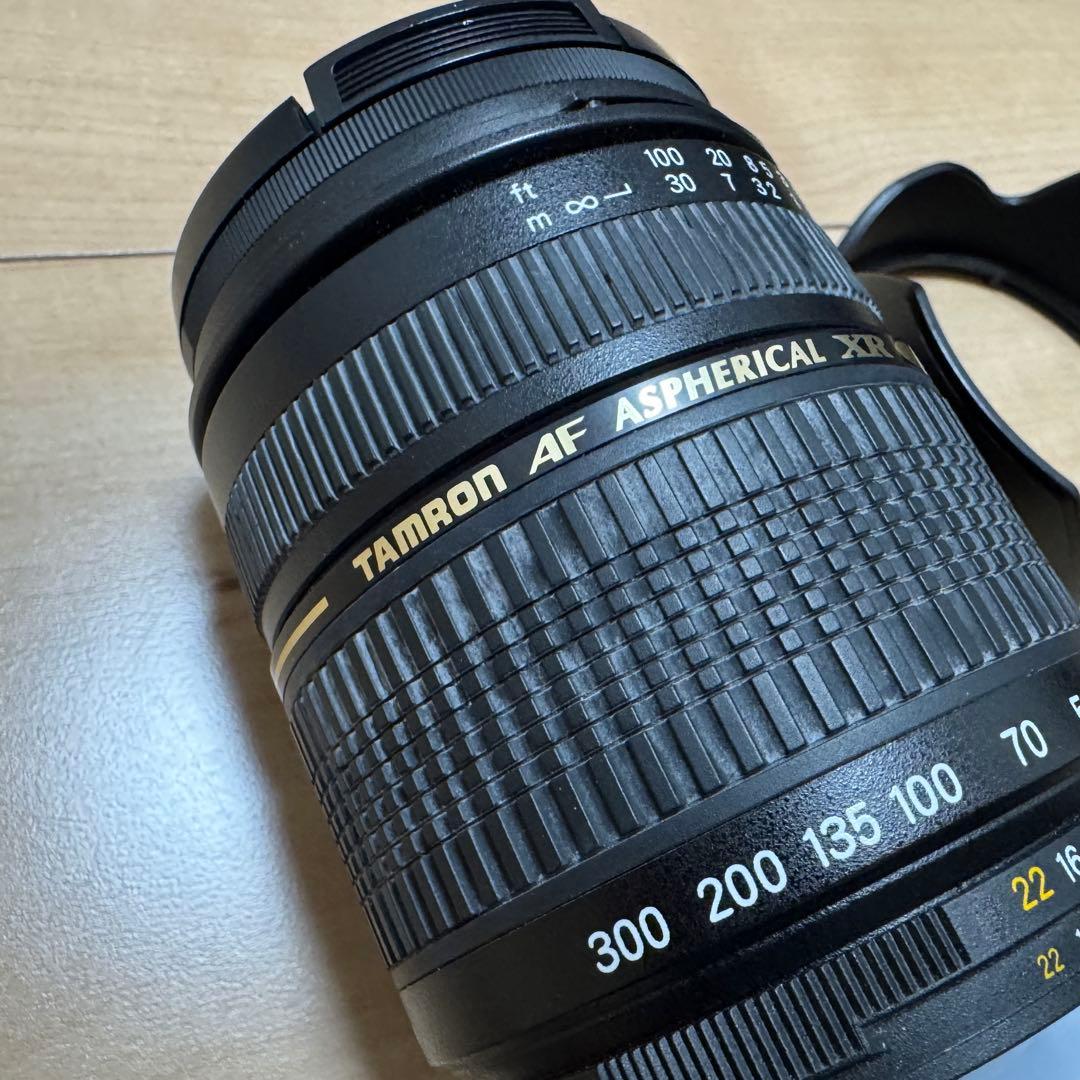 Nikon D5100 レンズ付き オマケ（タムロンレンズ）他バッグ