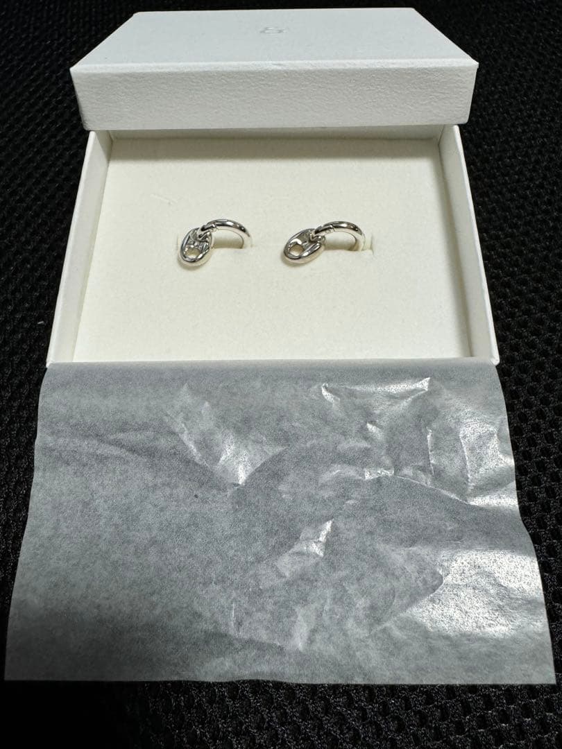 h'eresピアス
