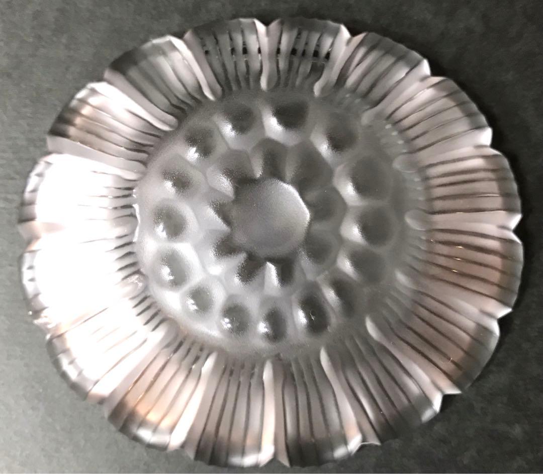値下げ❗️新品・未使用❗️LALIQUE ラリック　フロステッド フラワー　小皿