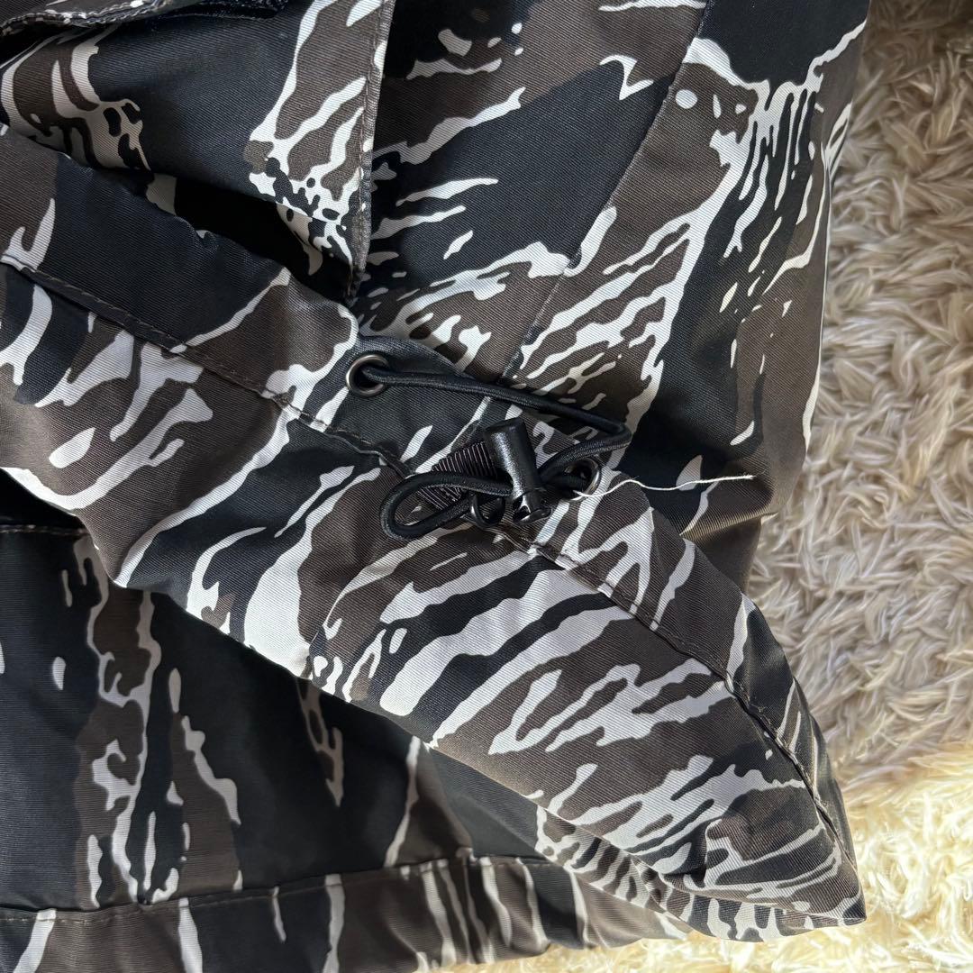 stussy nylon camo jacket ナイロンジャケット　カモ柄
