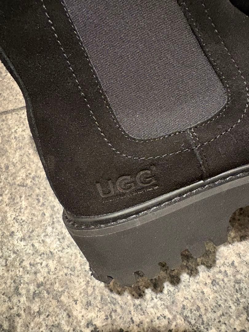【お値下げ中】UGG アグ オーストラリア ブラック　ムートンブーツ