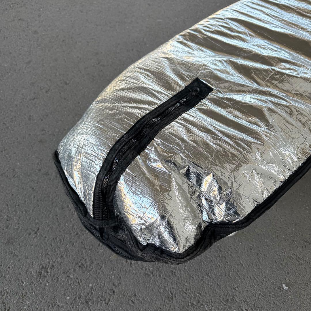 中古美品　DAKINE サーフボード　ケース　ハード　黒　7’7ftまで収納可能