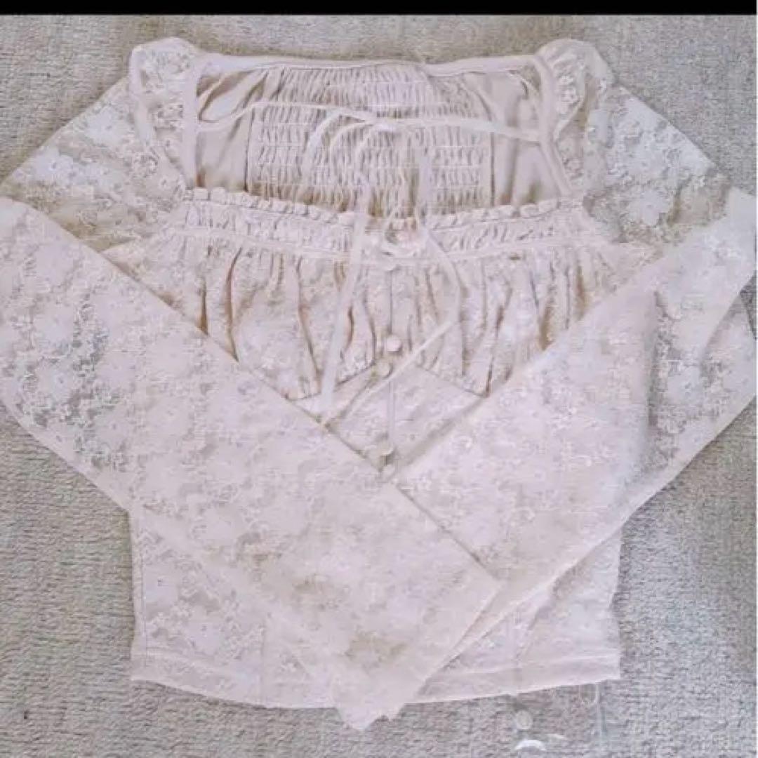 トップス YILON FLOWER LACE BLOUSE IVORY