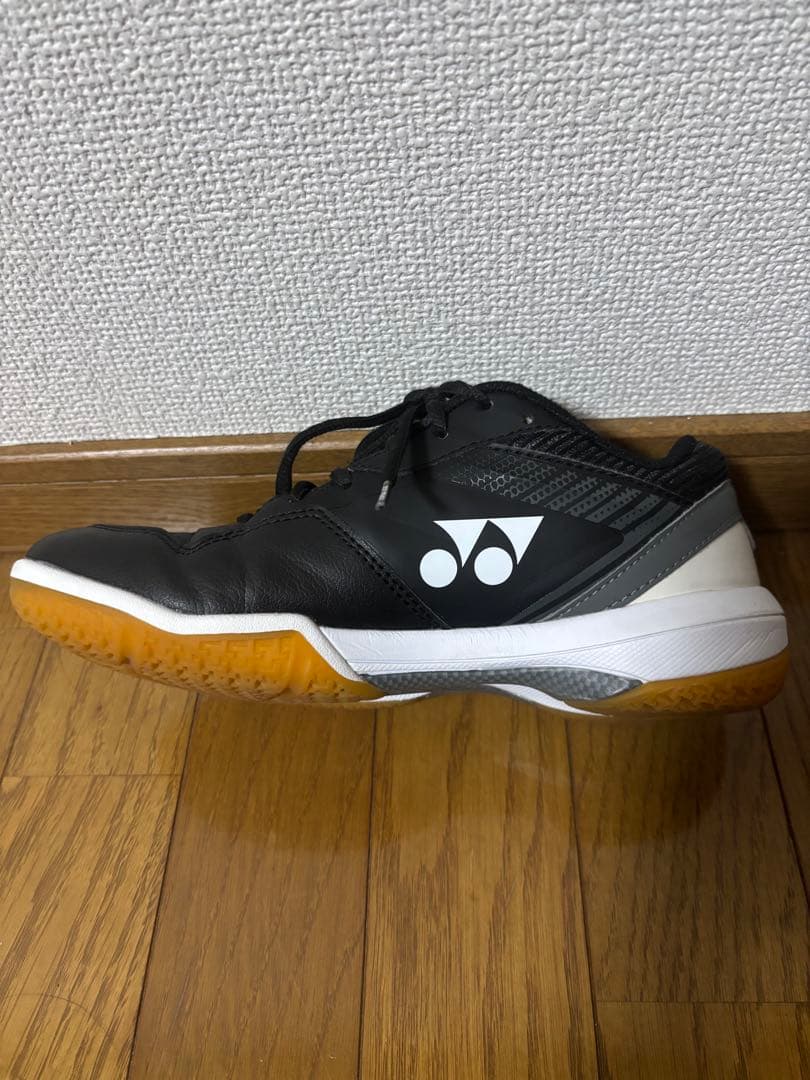 ヨネックス　バドミントンシューズ　24.0
