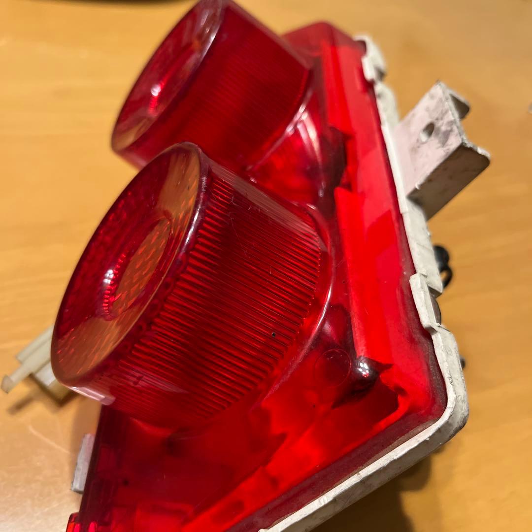 【送料込み！美品】NSR250 mc18 純正テールランプ　テールライト