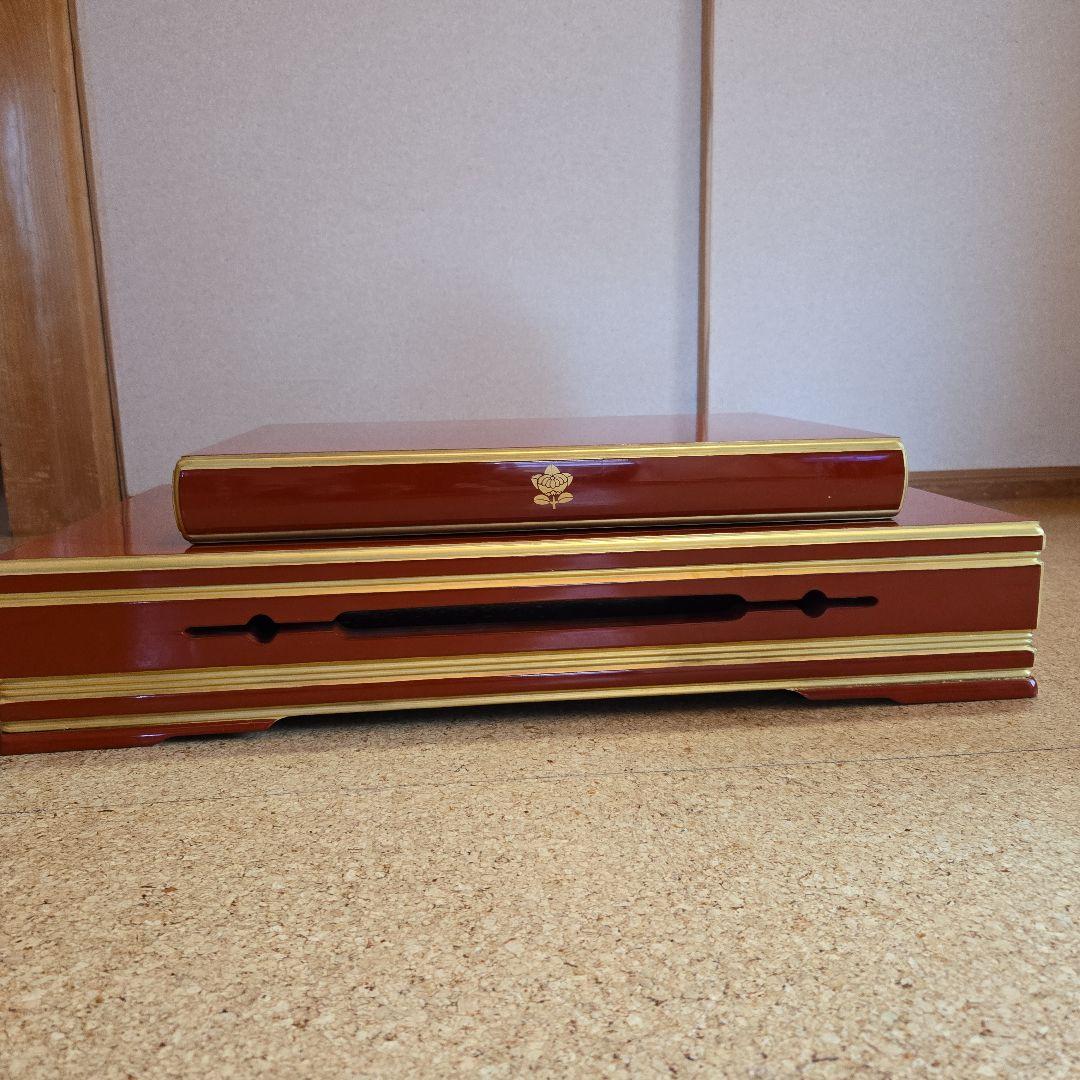 華道家元池坊　塗り花台