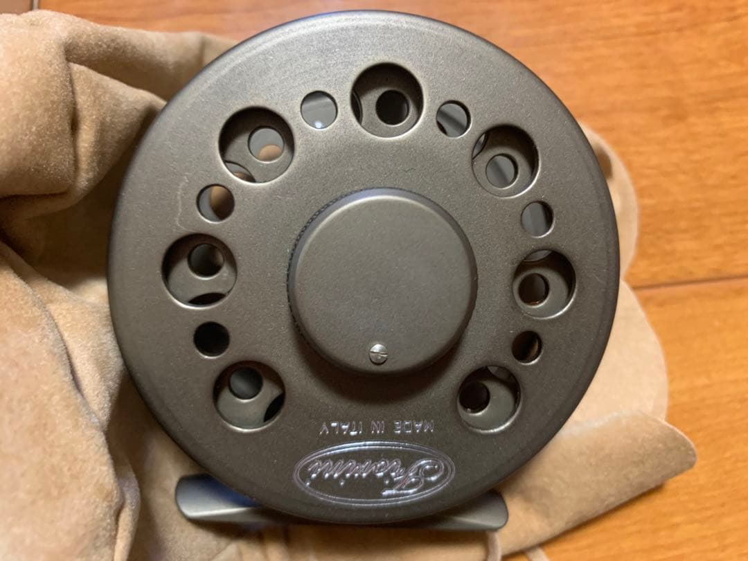 ★新品未使用★italia フィオリニ フライリール　マグネティック80