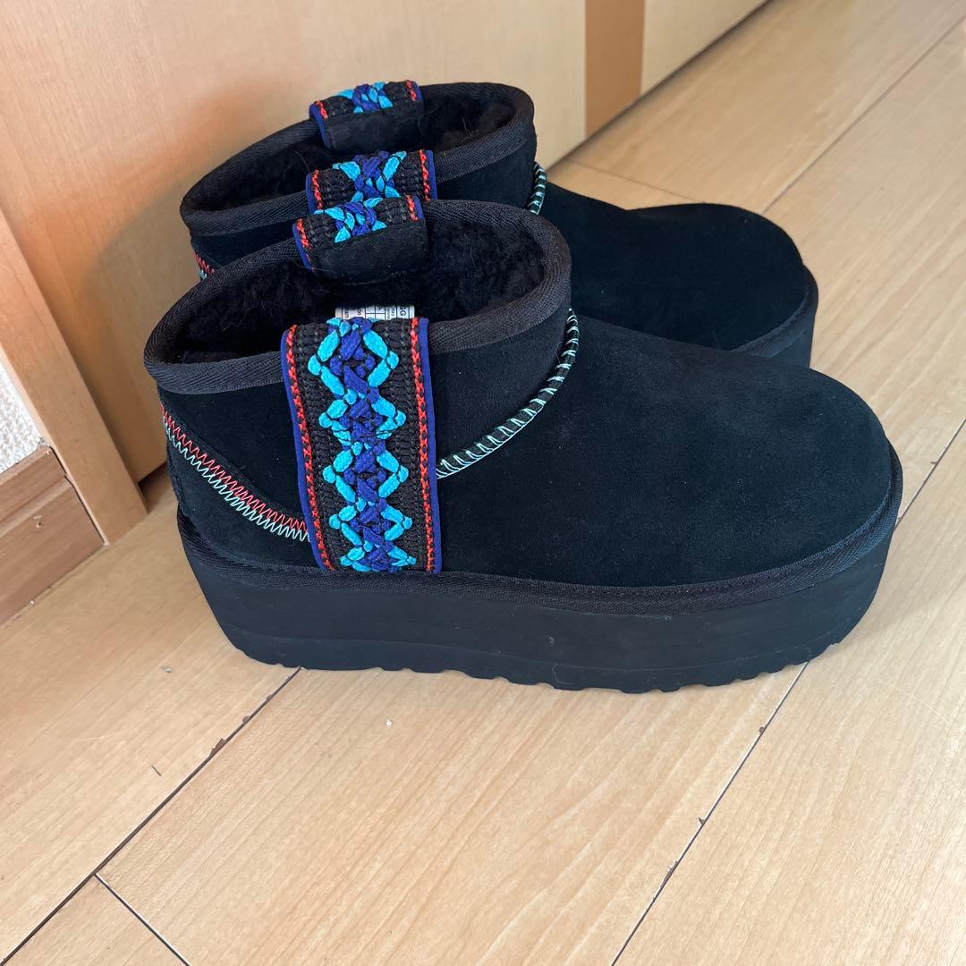 UGG クラシック ウルトラミニ ブレイド プラットフォーム, 厚底,
