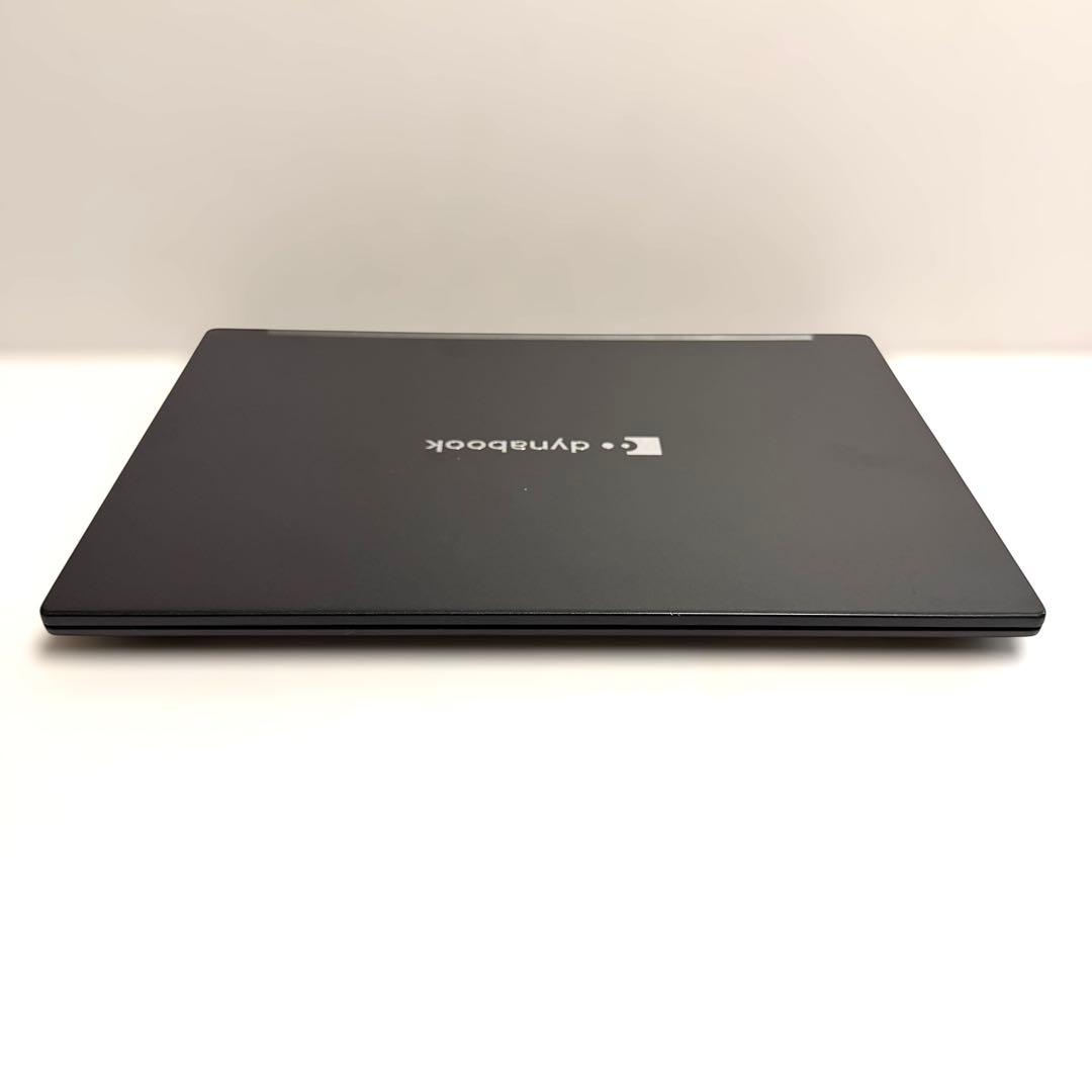 美品 バッテリー最大容量94％ dynabook G83/KW 2023年製