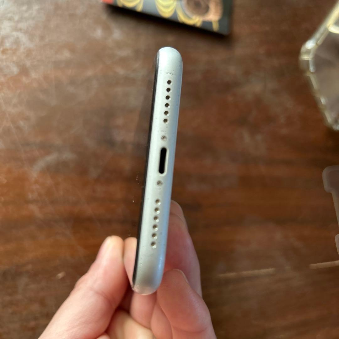 iPhoneXR ホワイト64GB
