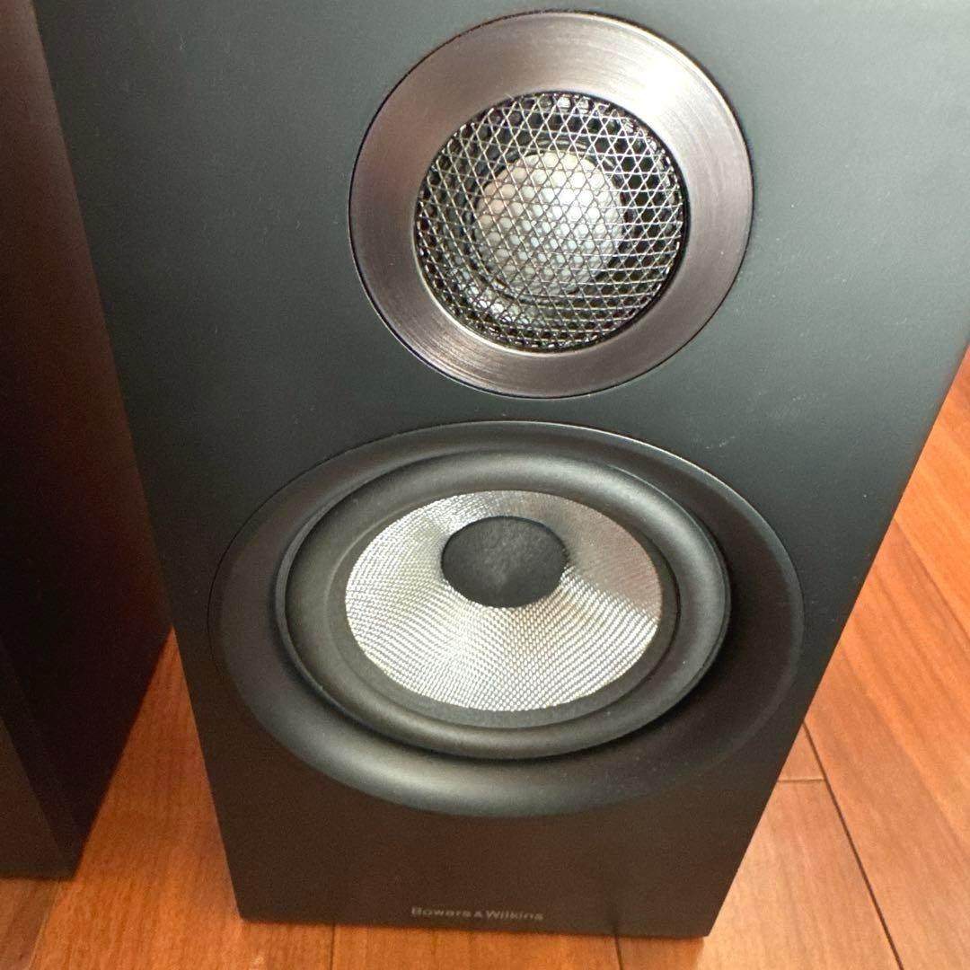 Bowers＆Wilkins ★ スピーカー 607　MB（ブラック）ペア