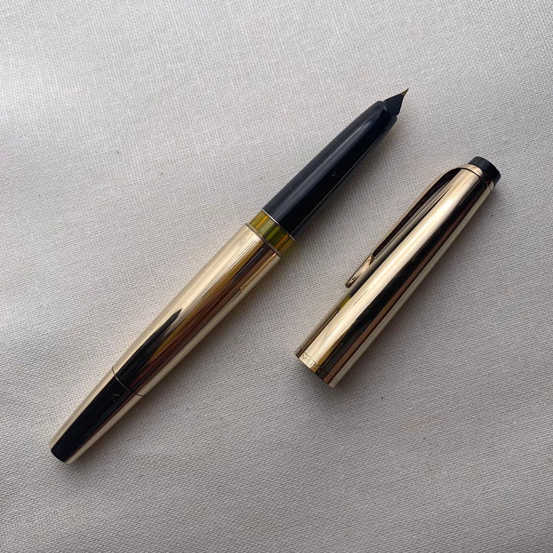 【良品】モンブラン　マイスターシュテュック　no.82 18C 2桁シリーズ