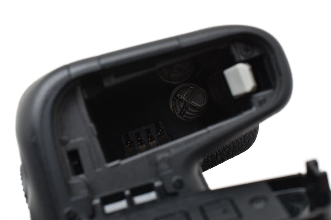 デジタル一眼レフカメラ☆canon kiss x10i標準&望遠ダレンズセット☆