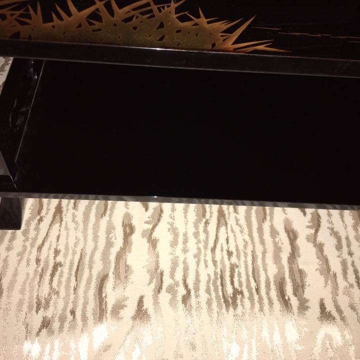 美品　輪島塗　二段卓　蒔絵山水曳船図