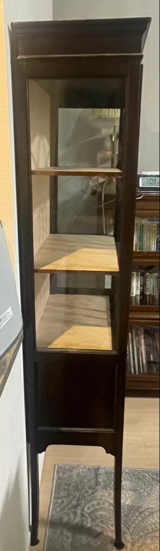 アンティーク　木製ガラス扉　飾り棚