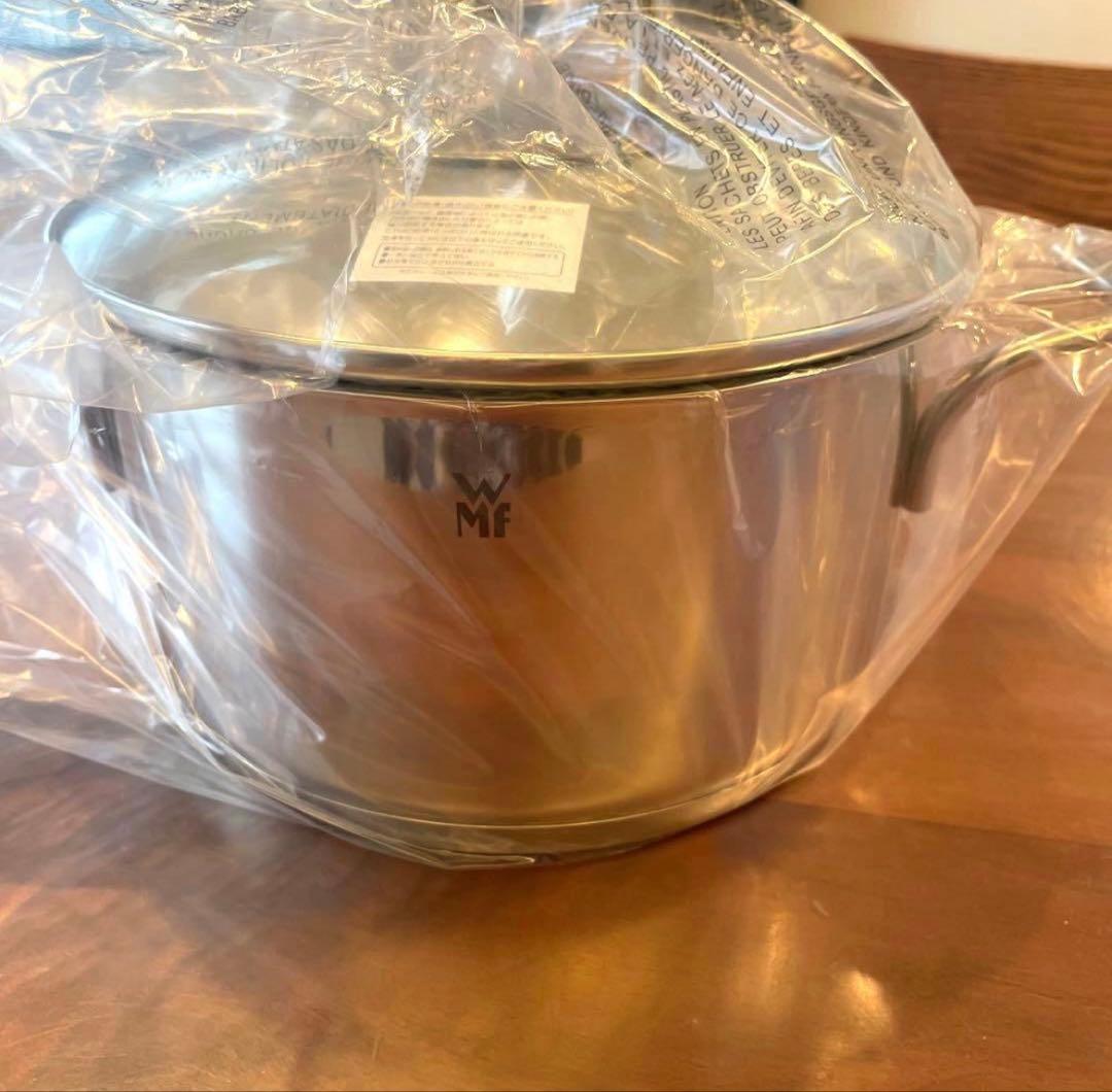 新品　未使用　WMF キャセロール　20㎝　両手鍋　IH対応