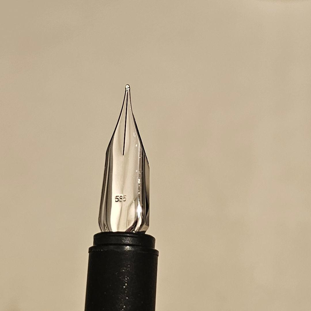 Montblanc ヴィンテージ万年筆 ケース付き　ノブレスブラック