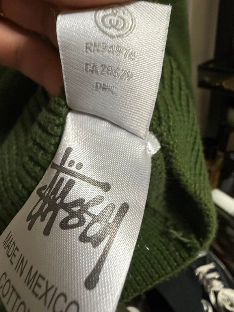 STUSSYニット