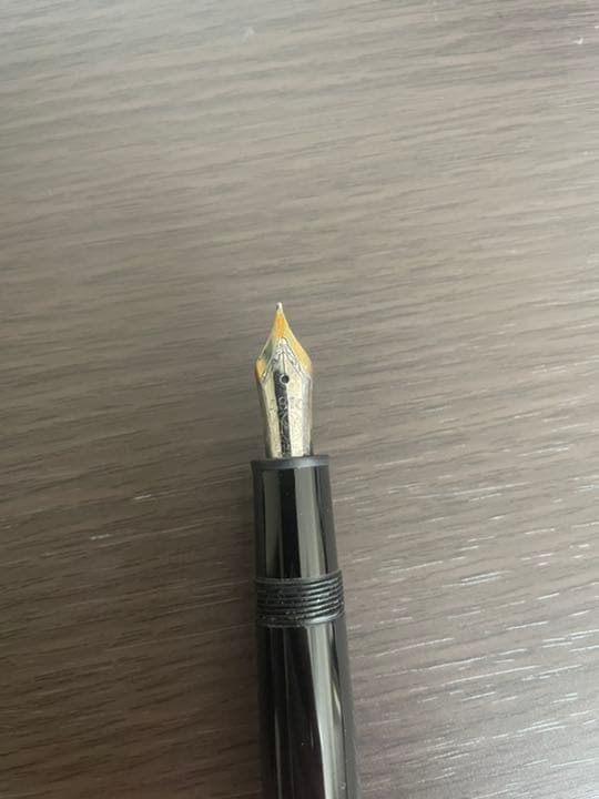 モンブラン　MONT BLANC 万年筆