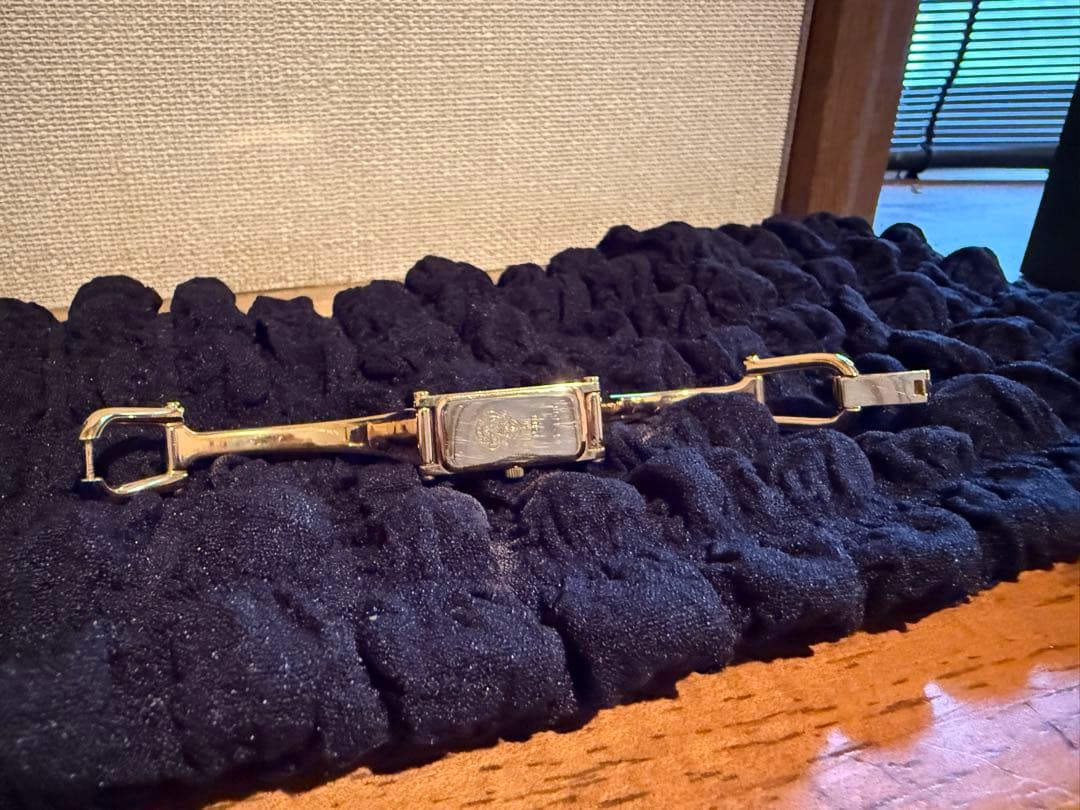 GUCCI レディース腕時計 ゴールド