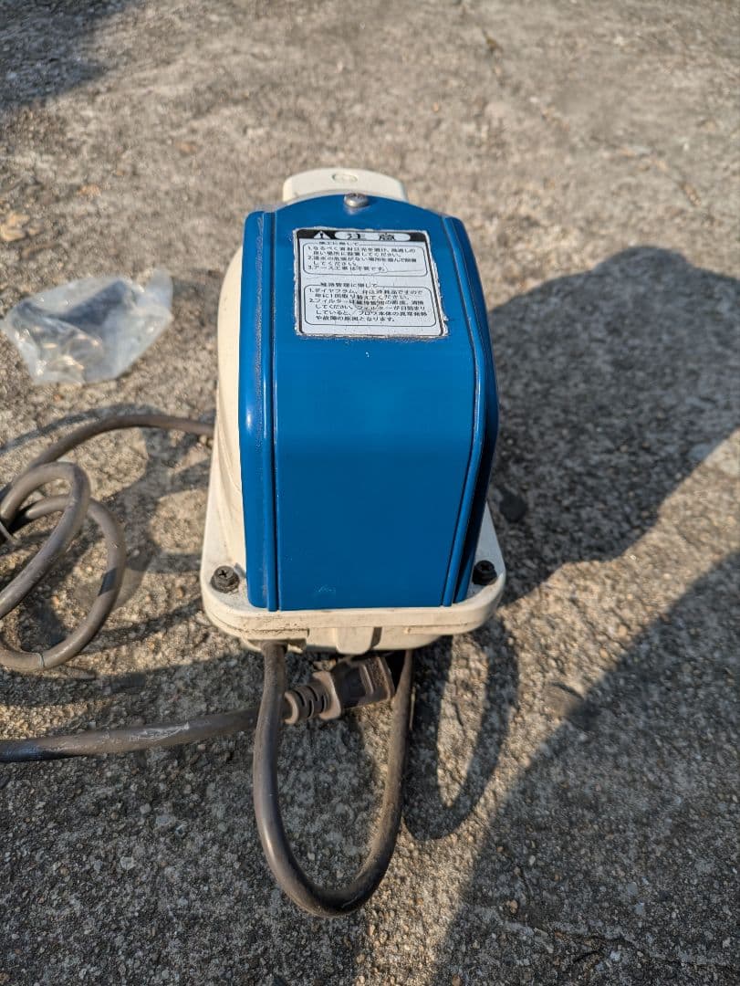 動作品　 エアーポンプ テクノ高槻 XP-80 風量80L/min