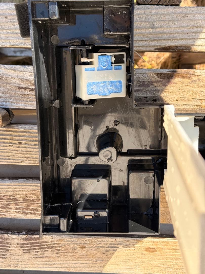 シャープ　SHARP 空気清浄機 加湿空気清浄機 KI-HX75-W