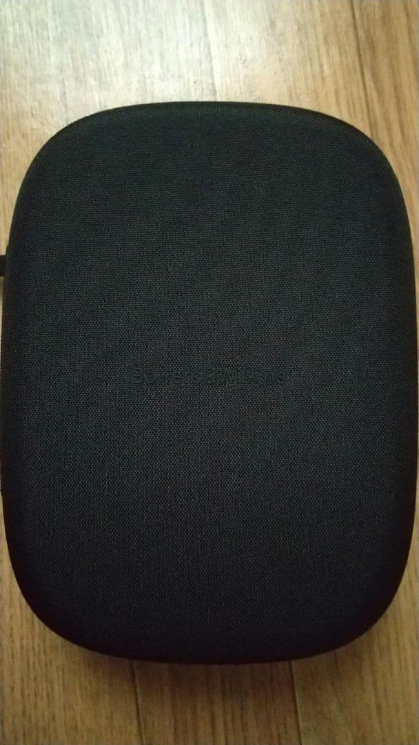 Bowers & Wilkins PX8 s2 ワイヤレスヘッドホン