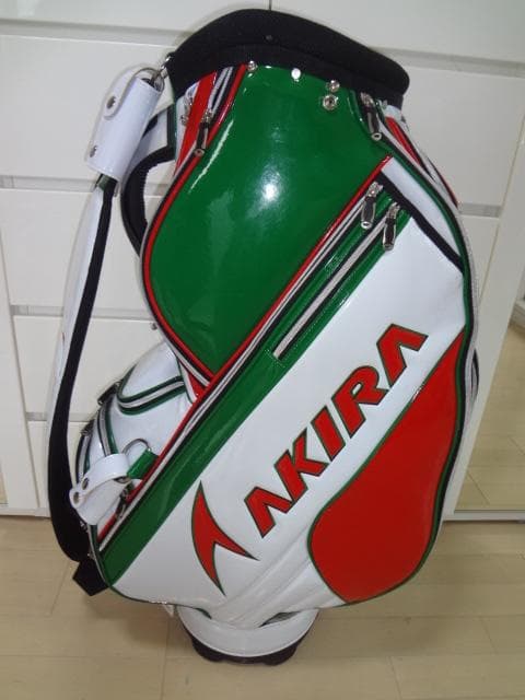 AKIRA / アキラ エナメル 3点式 豪華キャディバッグの 限定品 極上品