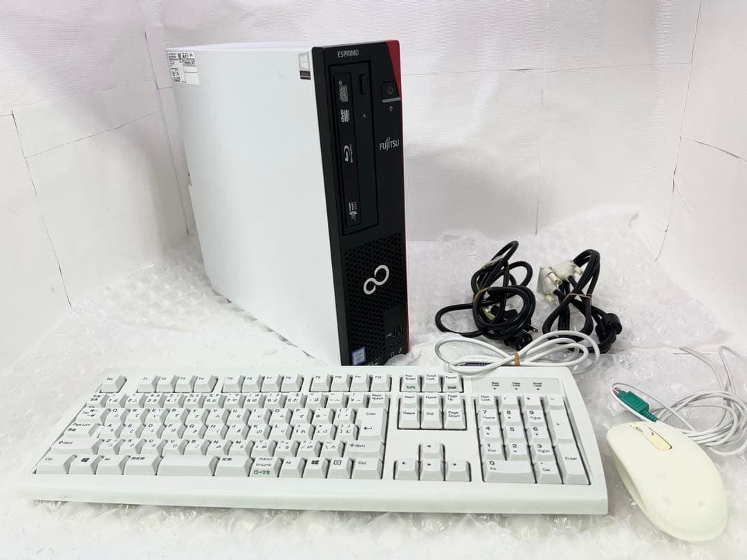 SSD480GB/ 高性能Core i5-7500/8GB/富士通 D587