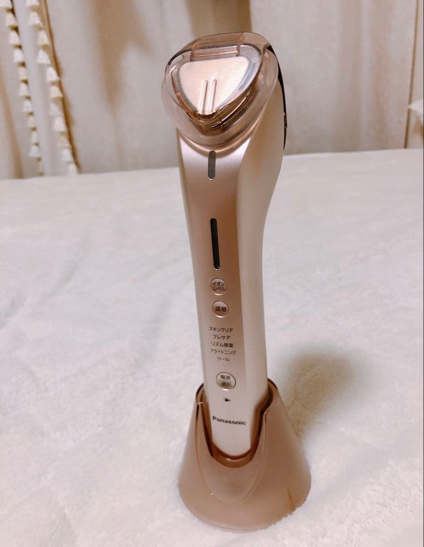 【パナソニック】導入美顔器 イオンエフェクタ 高浸透タイプ ゴールド 充電器付