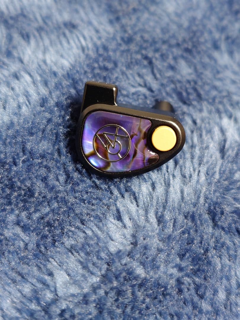 64audio Volür