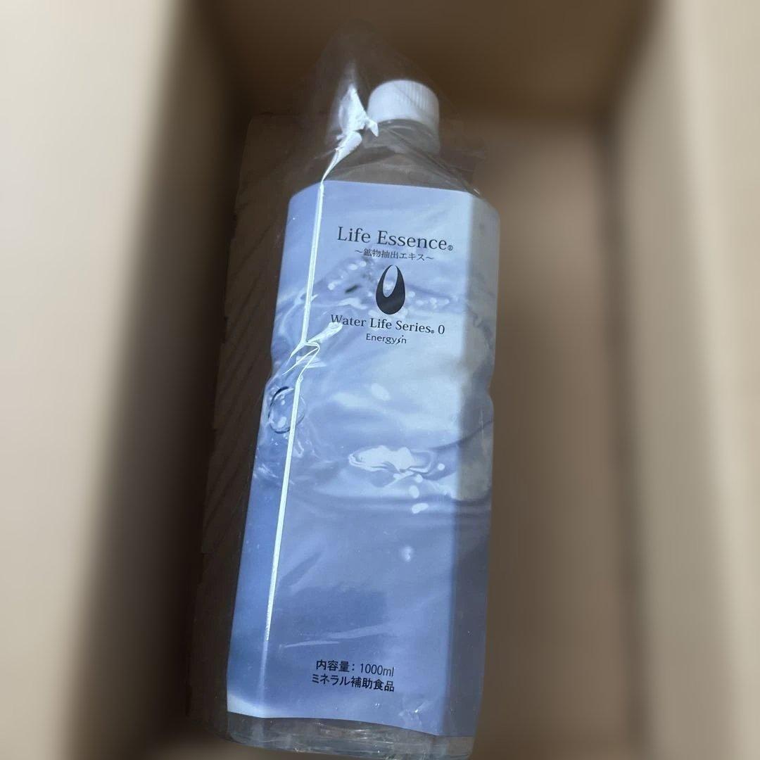 ポタポタクラブLife Essence. ミネラルウォーター 1000ml