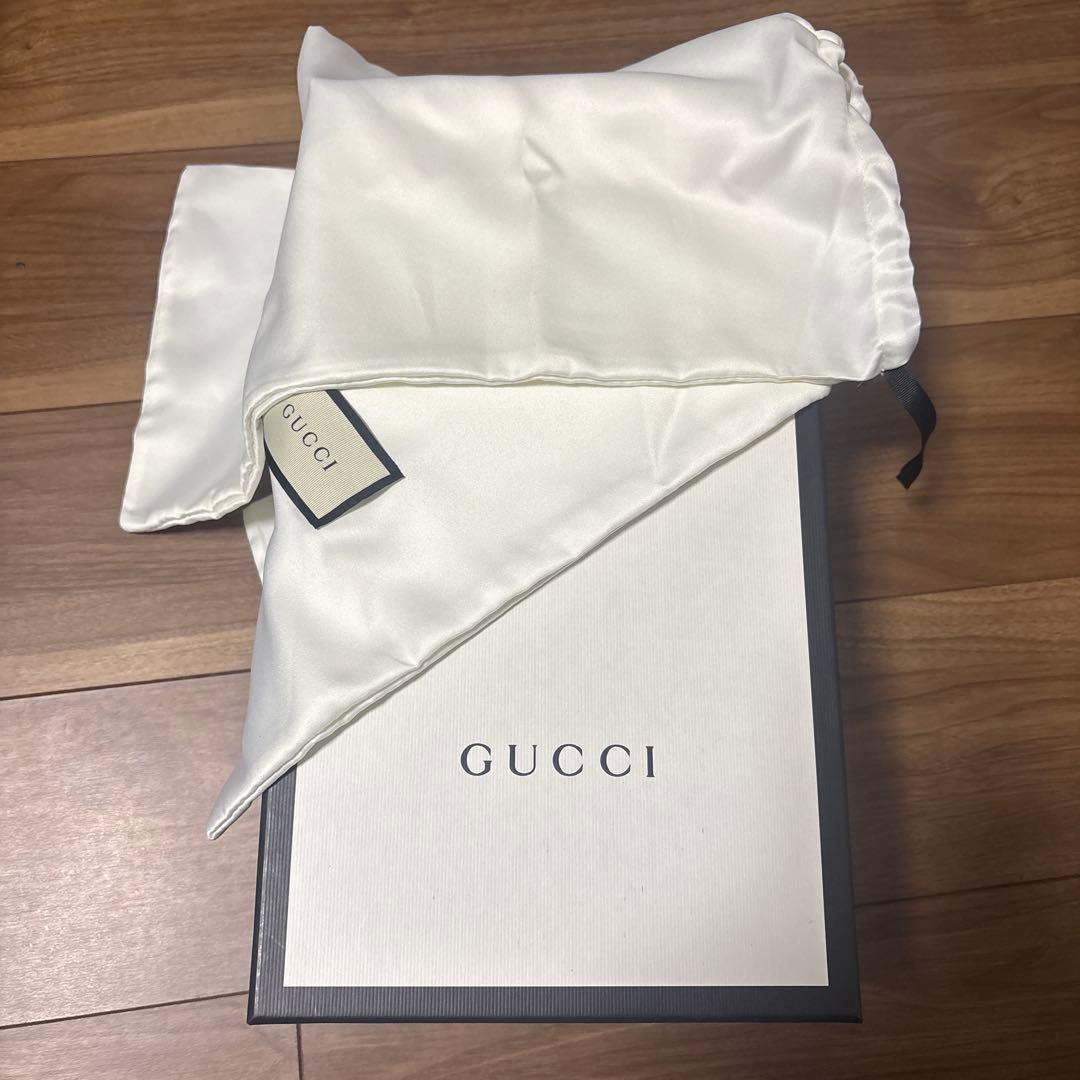 GUCCI 黒 ホースビットレザー ローファー