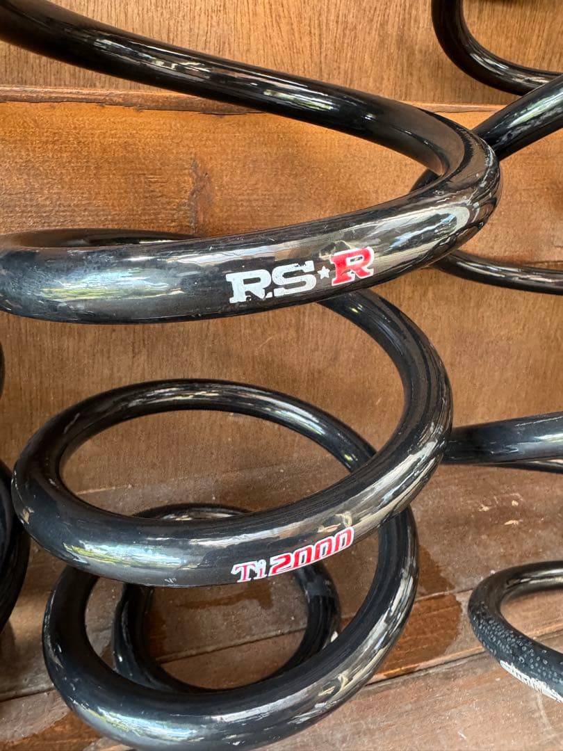 トヨタ アルファード30後期ハイブリットダウンサスRSR Ti2000４本セット