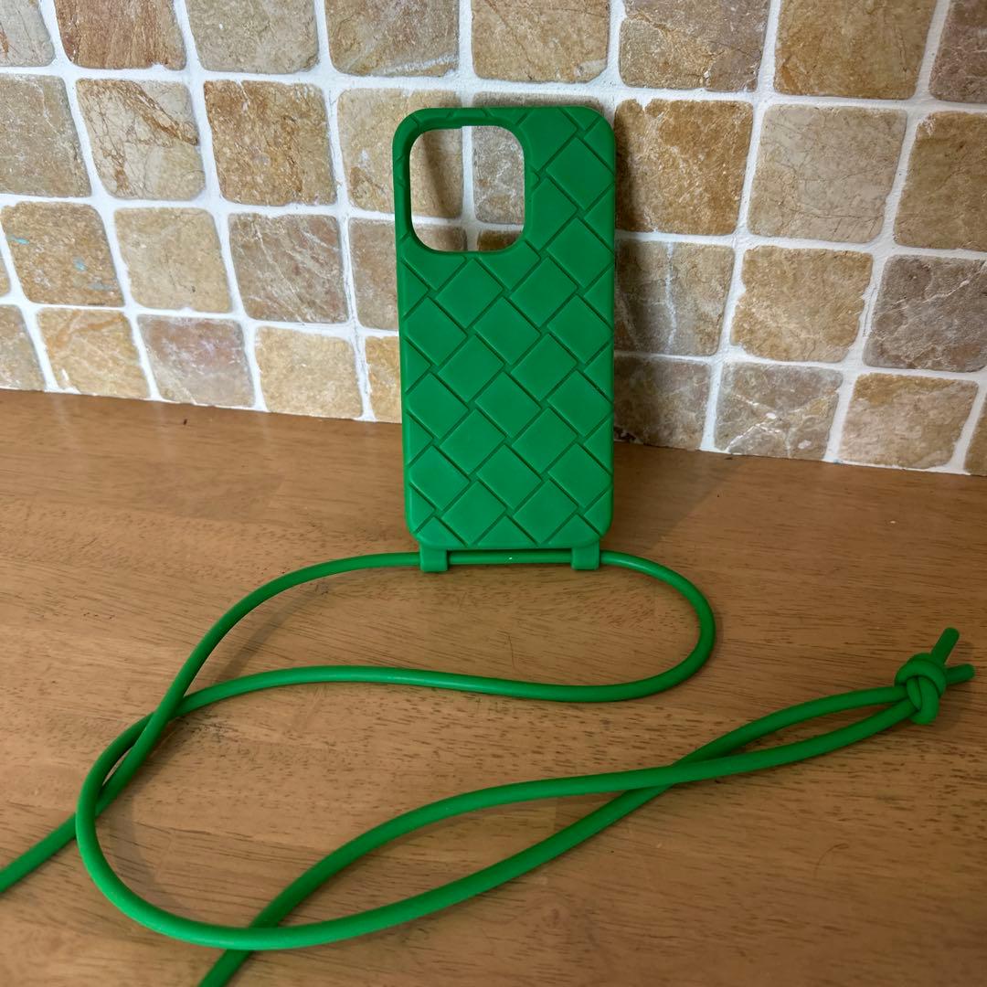 BOTTEGA VENETA グリーン iPhone14 proケース